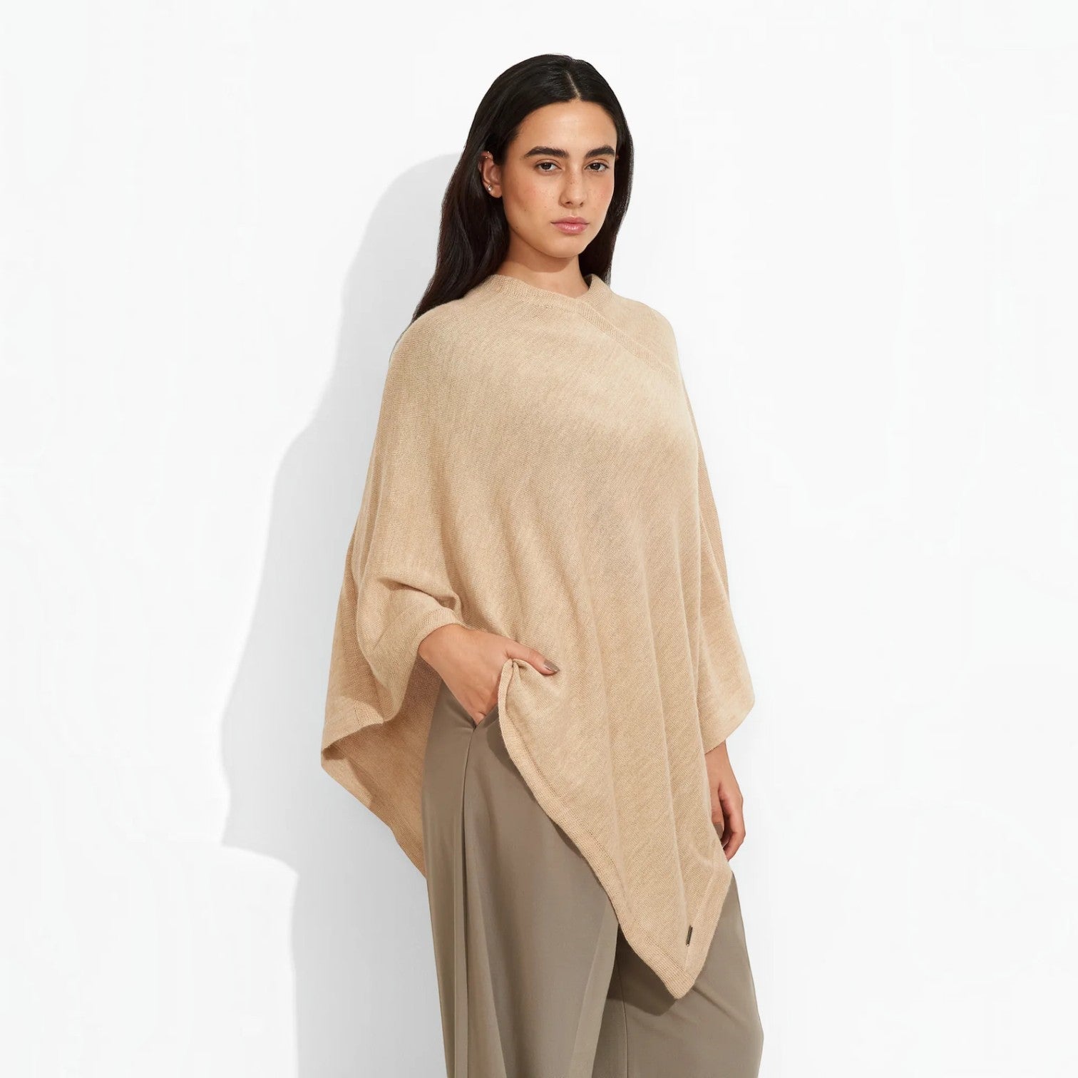 Women’s Almendra 100% Baby Alpaca poncho in soft beige
