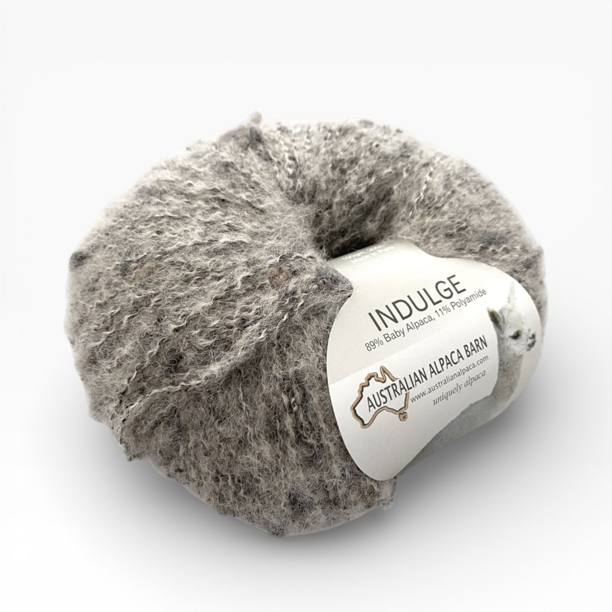 Luxury alpaca yarn with soft bouclé texture in Nougat