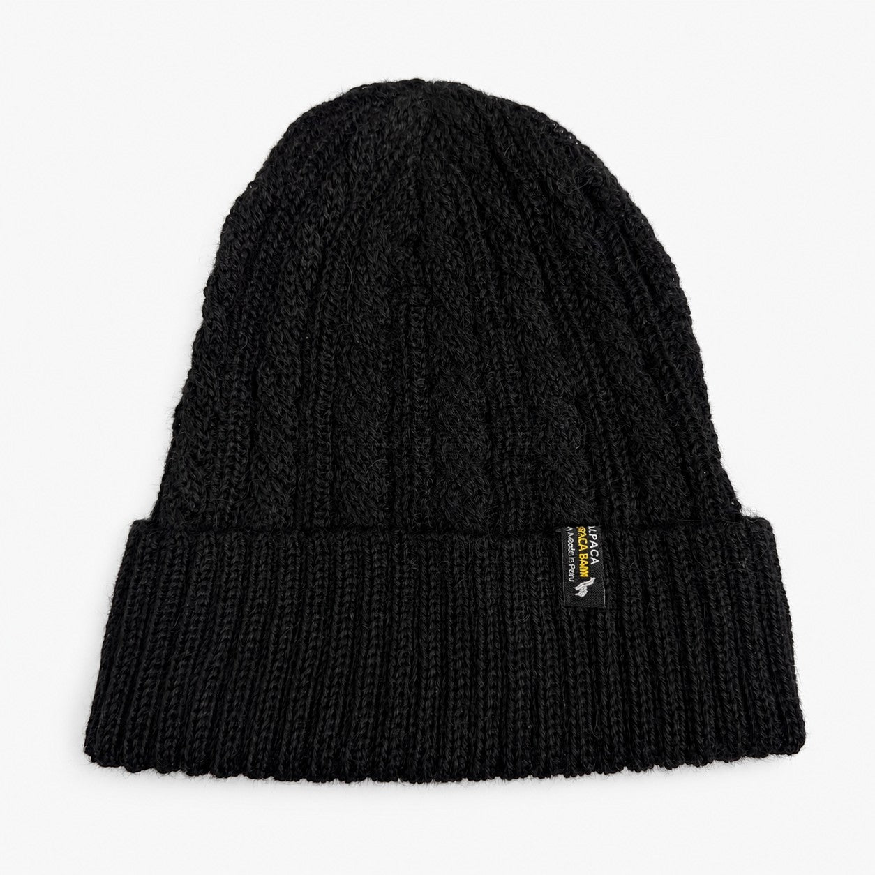 Alpaca cable beanie for men and women in Black