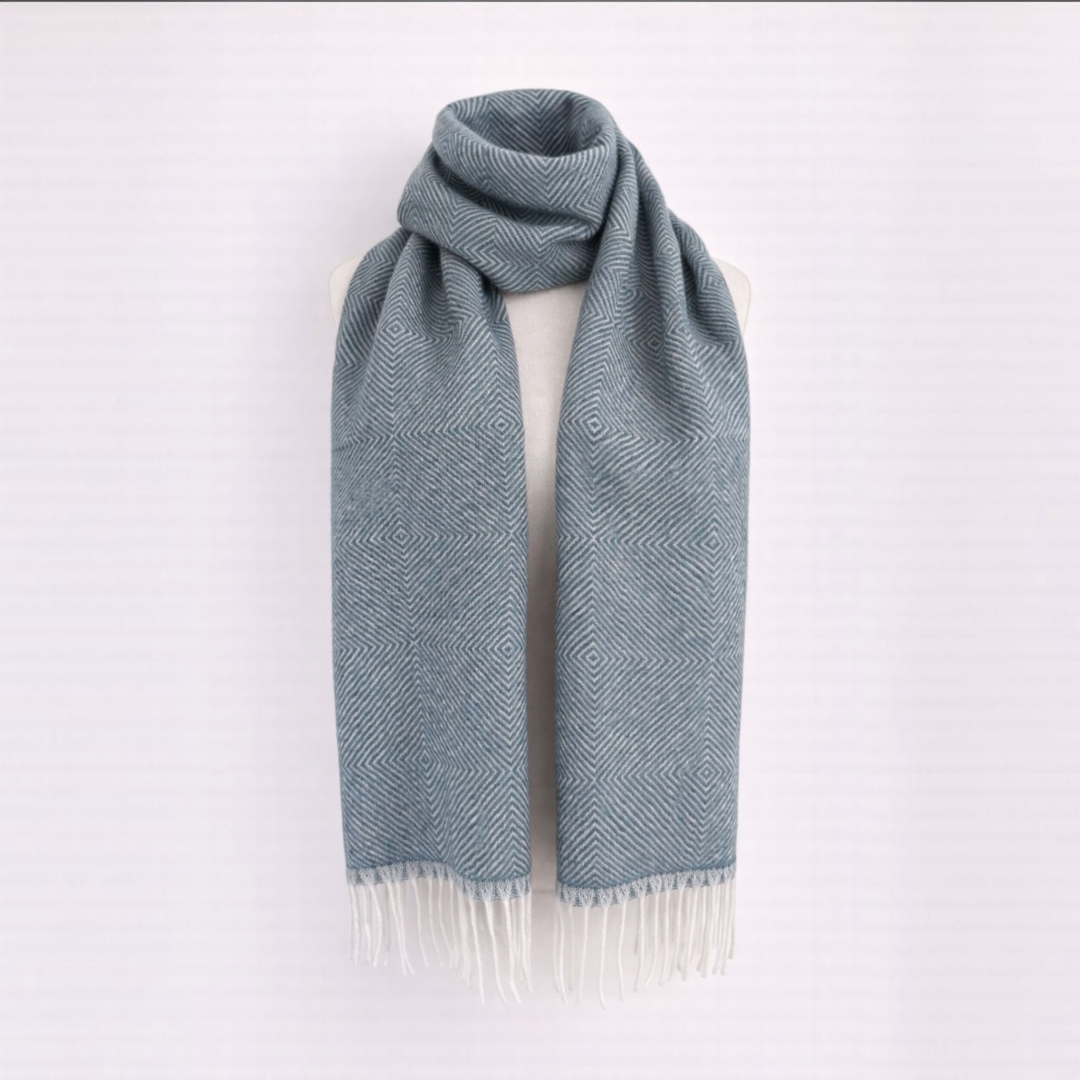 Luxury alpaca scarf in blue diamond, elegant Mother’s Day gift.