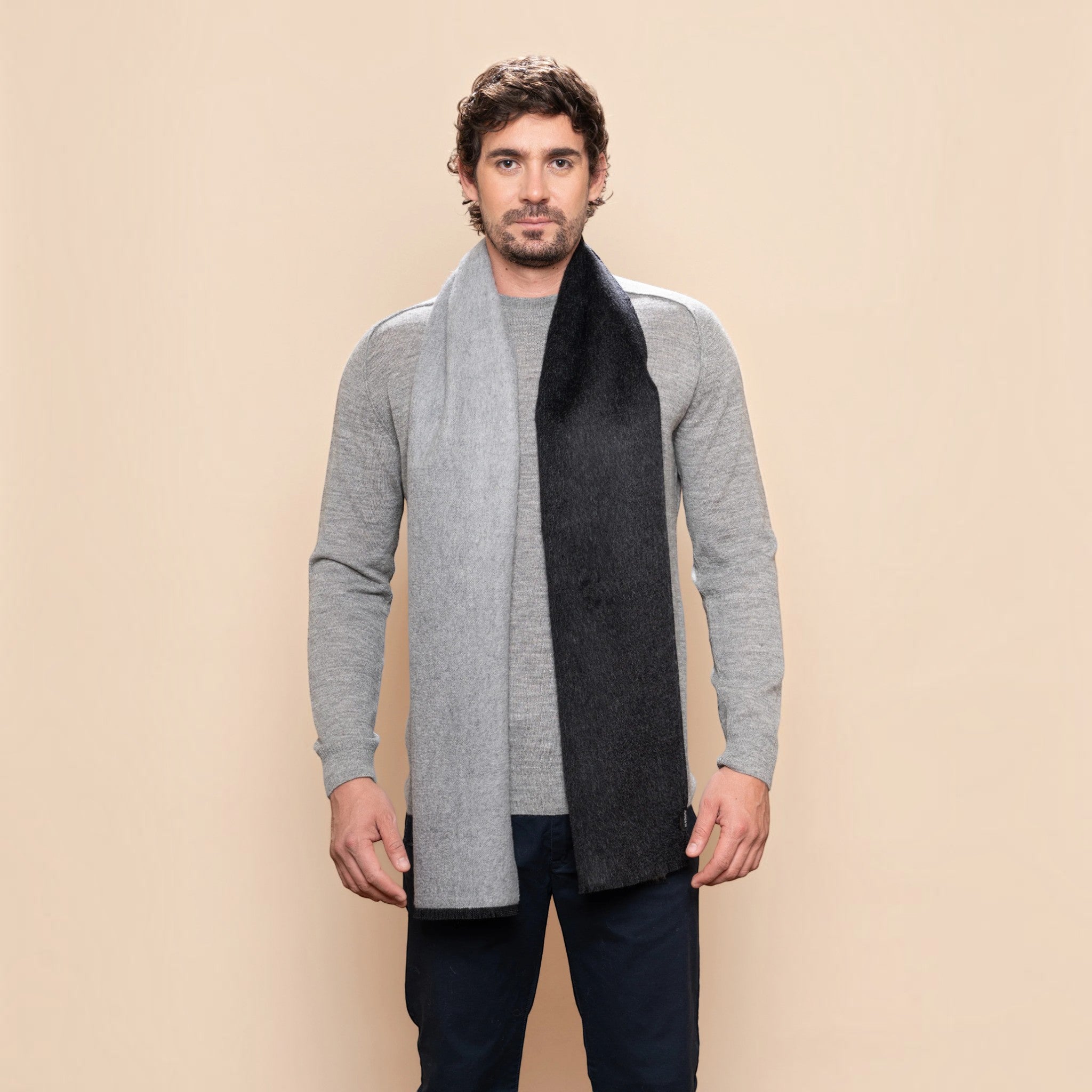 Black and mid grey reversible Baby Suri Alpaca scarf with sophisticated two-tone design