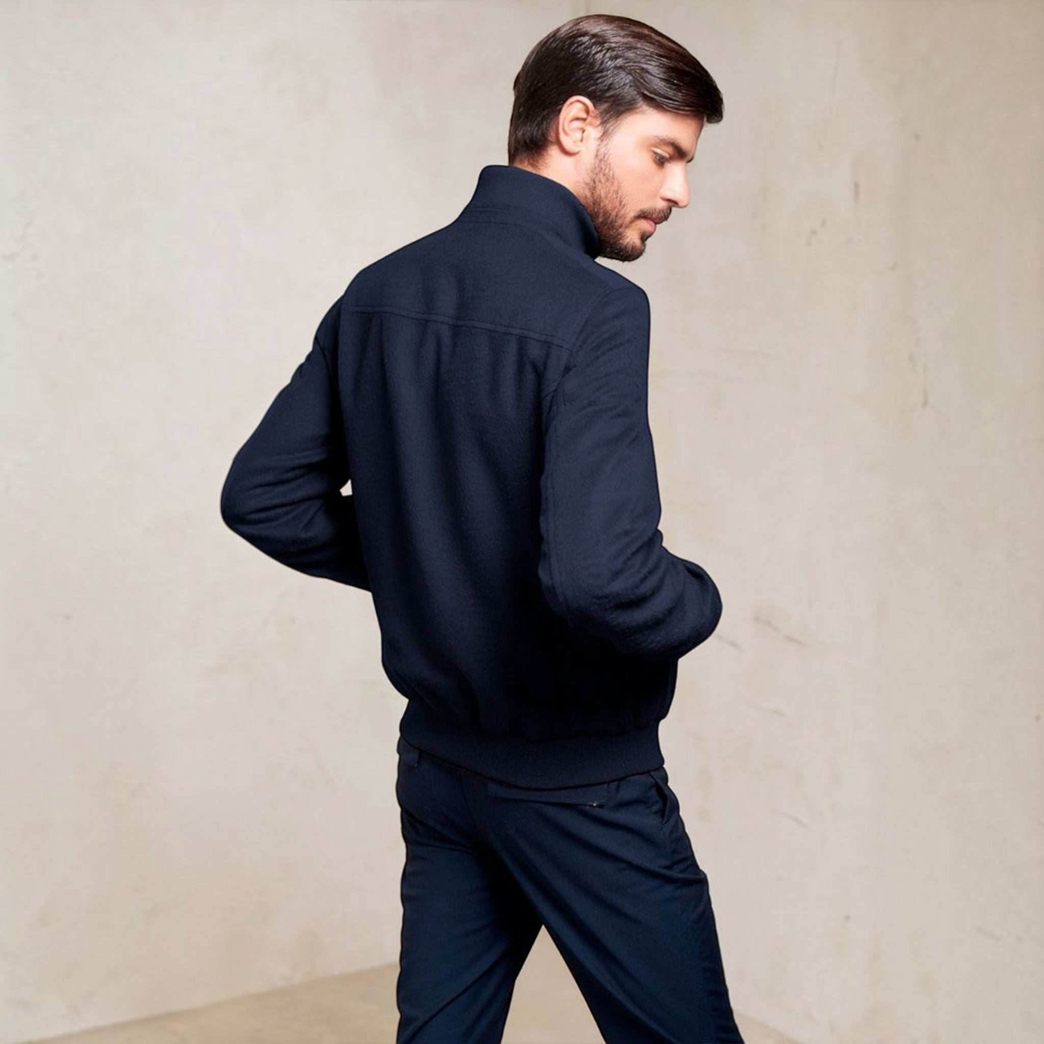 Men’s lined Baby Alpaca jacket with waistband and front zipper in navy