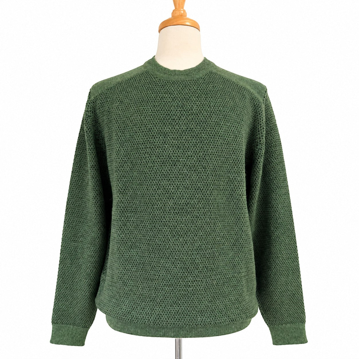 Men’s alpaca wool sweater in classic black, soft breathable knitwear.