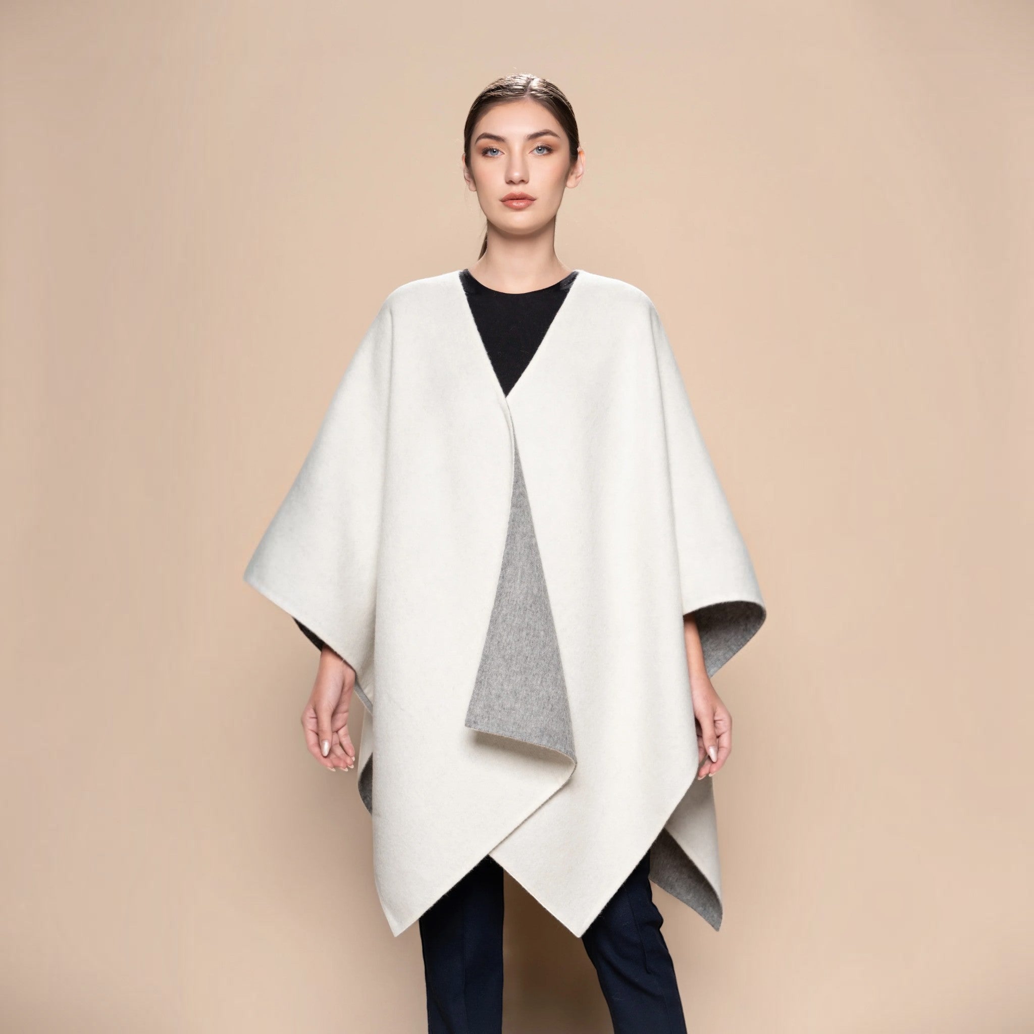 #Color_Grey & Ivory