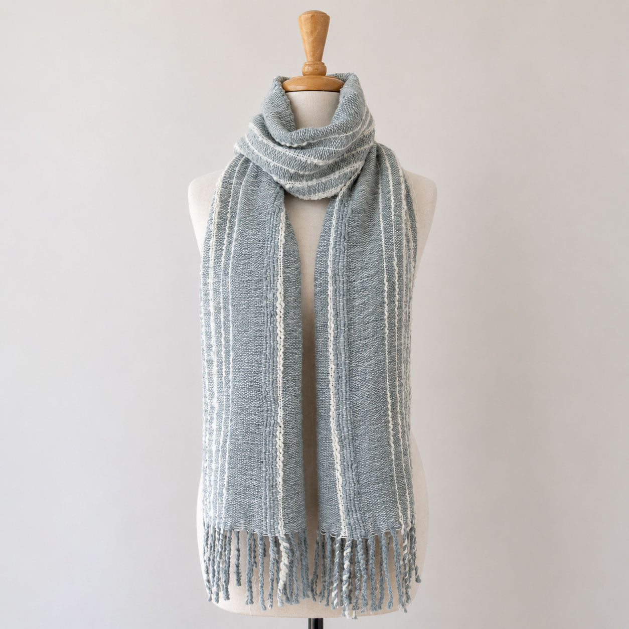 #Color_Coli Greys