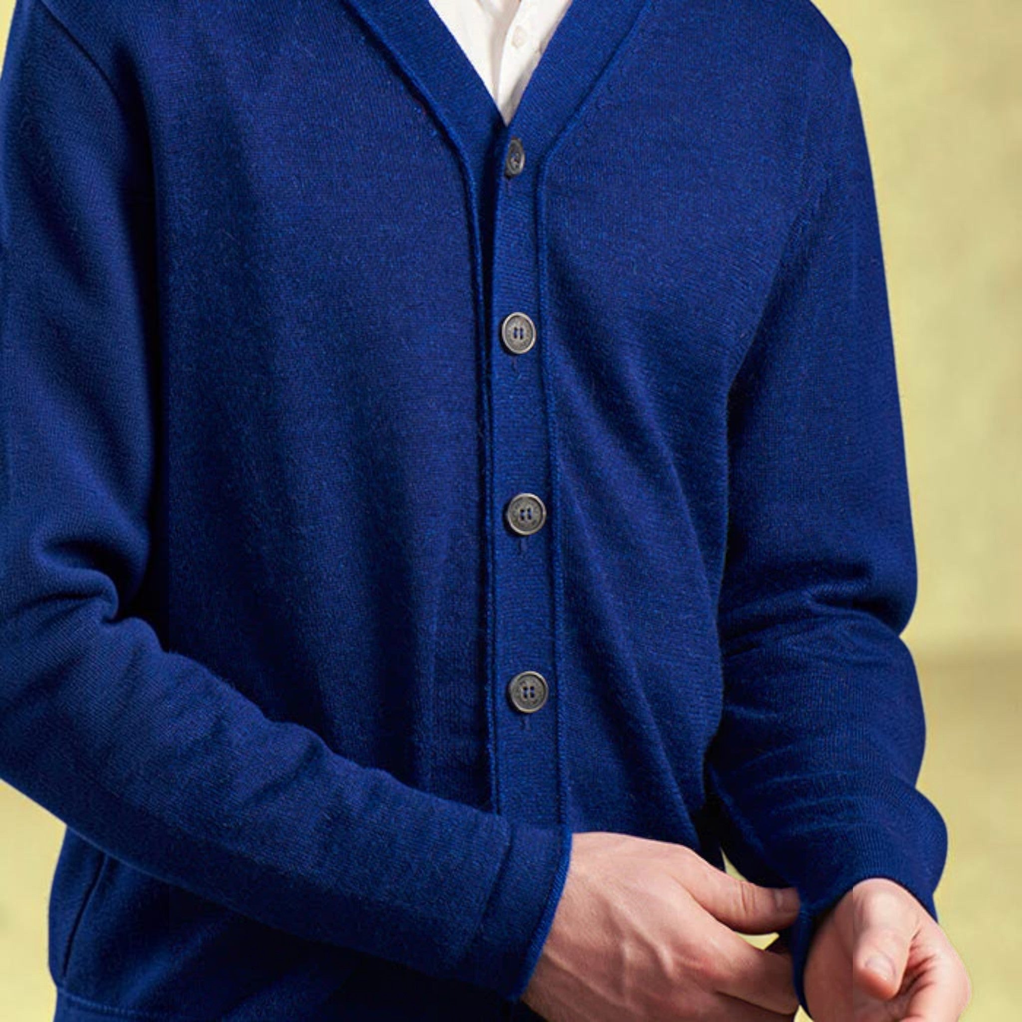 Men’s Kuna cardigan made from soft alpaca fibre