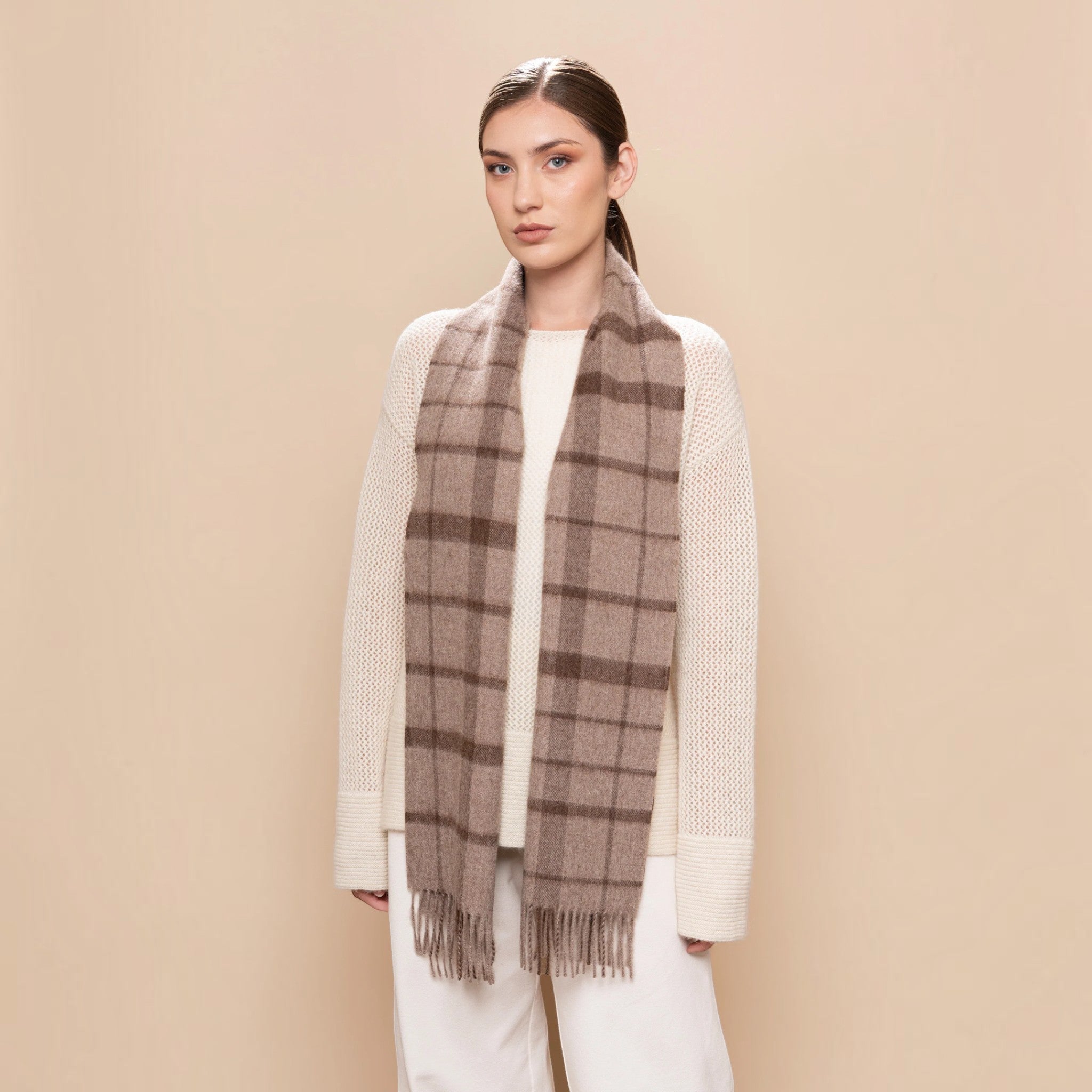 Taupe and brown undyed plaid scarf in 100% Baby Alpaca Eco with brushed texture and twisted fringes