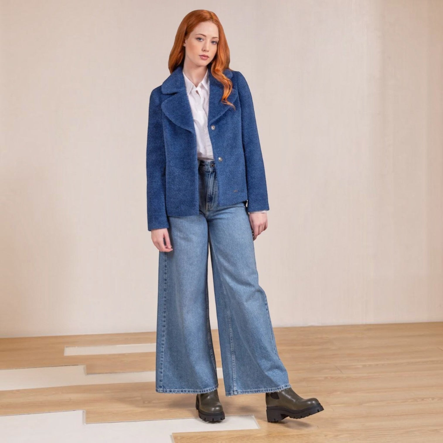 Women’s Suri alpaca wool jacket with button front and collar